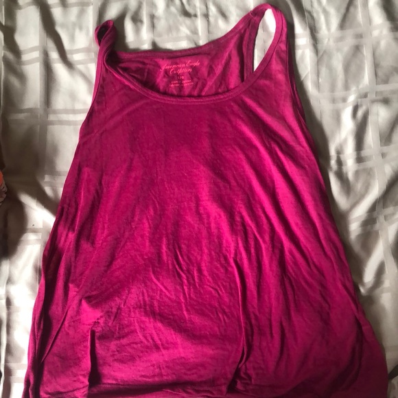 Workout top! - Picture 1 of 3